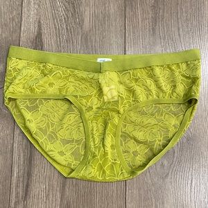 Aerie Green Lace Brief Panty Size‎ Medium